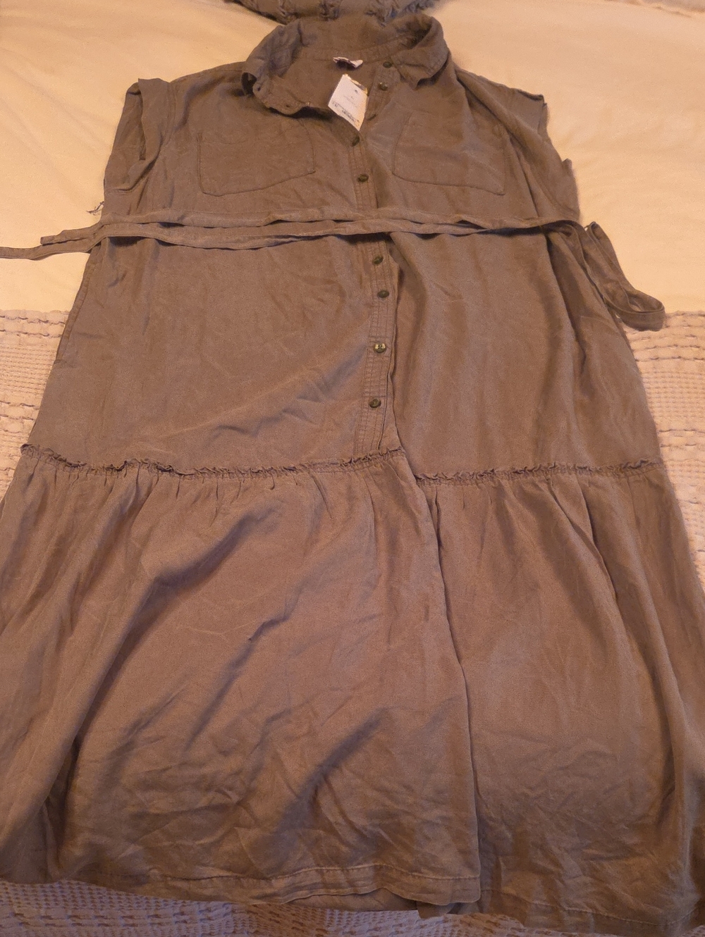 Sleeveless Button-Front Olive Green Dress with Waist Tie